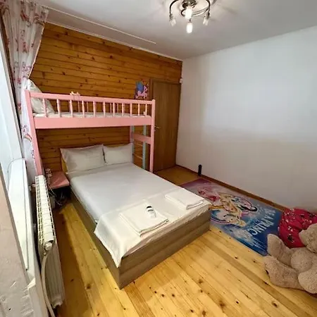 Lea House With Swimming Pool In Vitosha Mountain Casa de Férias