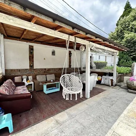 Casa de Férias Lea House With Swimming Pool In Vitosha Mountain Sófia